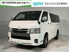 トヨタ　ハイエース S-GLダークプライム2