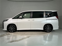 ノア HEV S-Z
