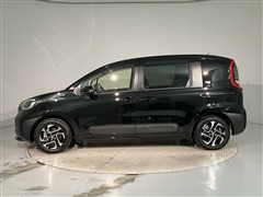シエンタ HEV Z 7ニンノリ