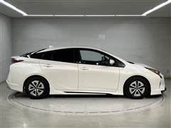 プリウス Aプレミアム