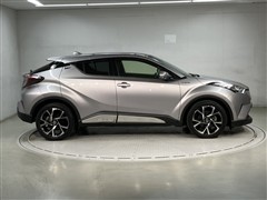 C-HR ハイブリッド G