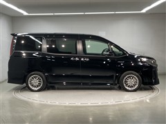 ノア ハイブリッド Si WxB2