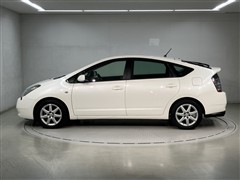 プリウス SツーリングSEL PRM