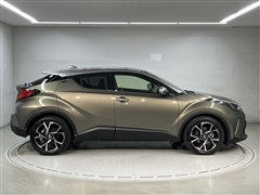 C-HR ハイブリッド G