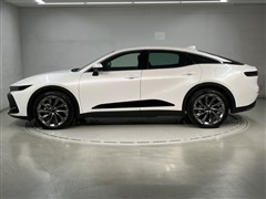 クラウンクロスオーバーG-ADレザー