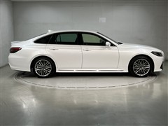 クラウン ハイブリッド RS-B