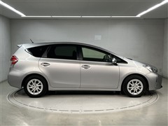 プリウスアルファ S 5ニンノリ