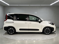 シエンタ HEV Z 7ニンノリ