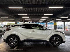 C-HR ハイブリッド G