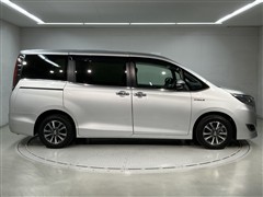 エスクァイア ハイブリッド Gi