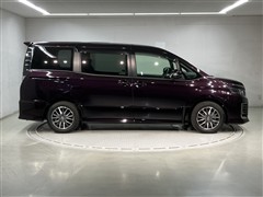 ヴォクシー ZS 7ニンノリ