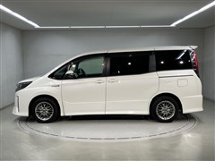 ノア ハイブリッド Si