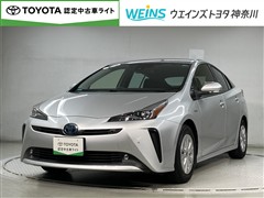 トヨタ プリウス S