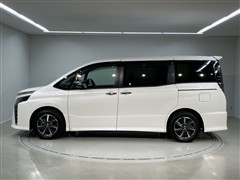 ヴォクシー ZS キラメキ3 7ニン