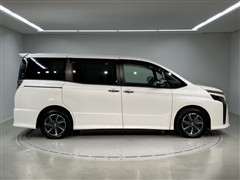 ヴォクシー ZS キラメキ3 7ニン