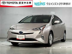 トヨタ プリウス S