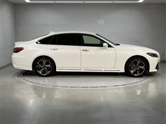 クラウンHV RSアドバンスFOUR