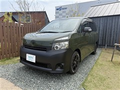 ヴォクシー X Lエディション8ニン