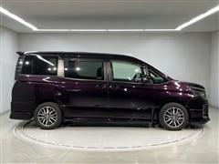 ヴォクシー ZS 7ニンノリ