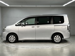 ヴォクシー X Lエディション