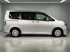 ヴォクシー X Lエディション