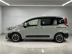 シエンタ HEV Z 7ニンノリ