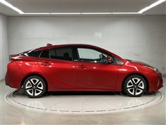 プリウス Aツーリングセレクション