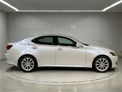 IS250 ベースグレード