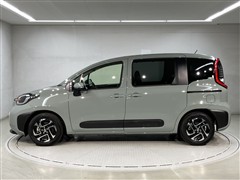 シエンタ HEV Z 5ニンノリ