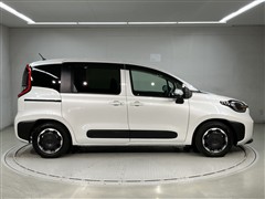 シエンタ HEV Z 7ニンノリ