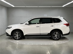 アウトランダー 20G ナビPKG