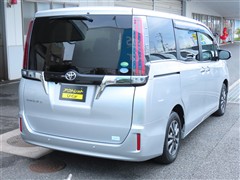 エスクァイア GiプレミアムPKG