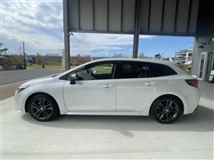 カローラツーリング HV WxB