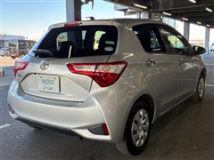 ヴィッツ Fセーフティエディション3