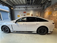 クラウンセダン Z HEV