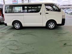 ハイエースV  DX