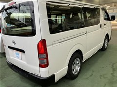 ハイエースV  DX