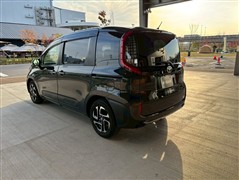 シエンタHV Z 5ニン