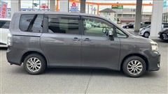 ヴォクシー X Lエディション