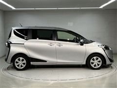 シエンタHV ファンベースX