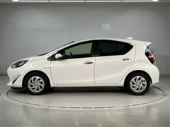 アクア Sスタイルブラック