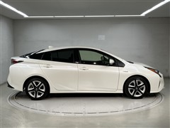 プリウス S ツーリングセレクション