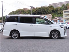 ヴォクシーHV ZS