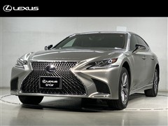 LS500h ベースグレード4WD