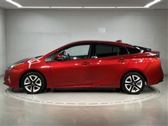 プリウス A ツーリング 4WD