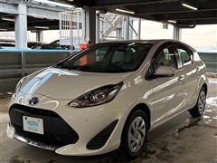 トヨタ アクア L