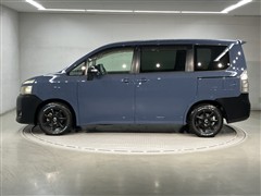 ヴォクシー X Lエディション8ニン