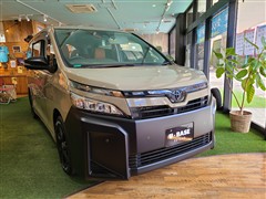 ヴォクシー X 8ニンノリ