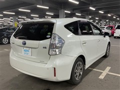 プリウスアルファS チューン B