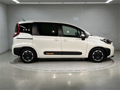 シエンタHV Z 5ニン